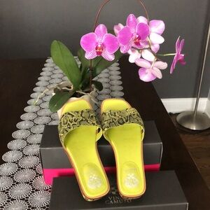 Vince Camuto Lime Green Snake Print 7.5 Sandals